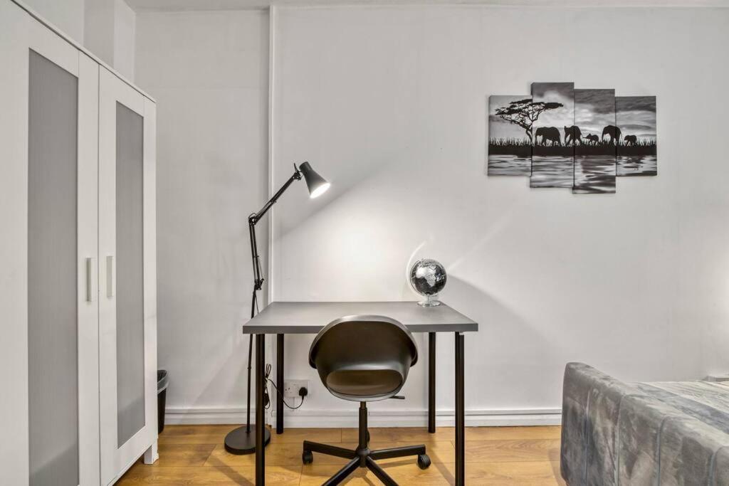 Peaceful 2-Bed South Bank Leilighet London Eksteriør bilde
