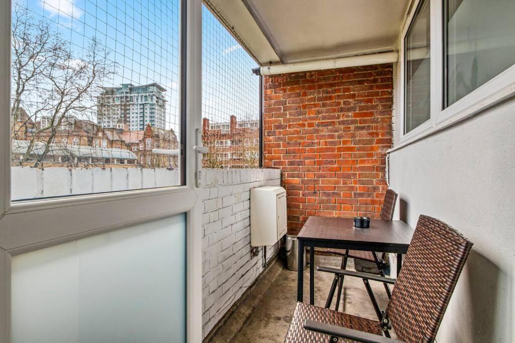 Peaceful 2-Bed South Bank Leilighet London Eksteriør bilde