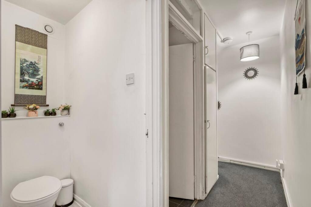 Peaceful 2-Bed South Bank Leilighet London Eksteriør bilde